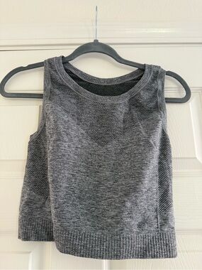Old Navy Gray Mesh-Panel Tank Top